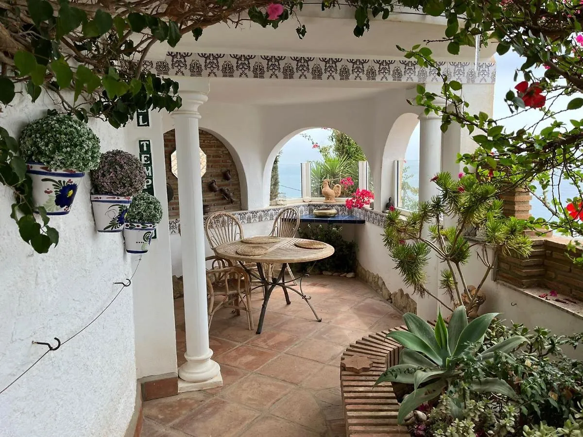 Casa Hermosa Torre de Benagalbon Bed & Breakfast